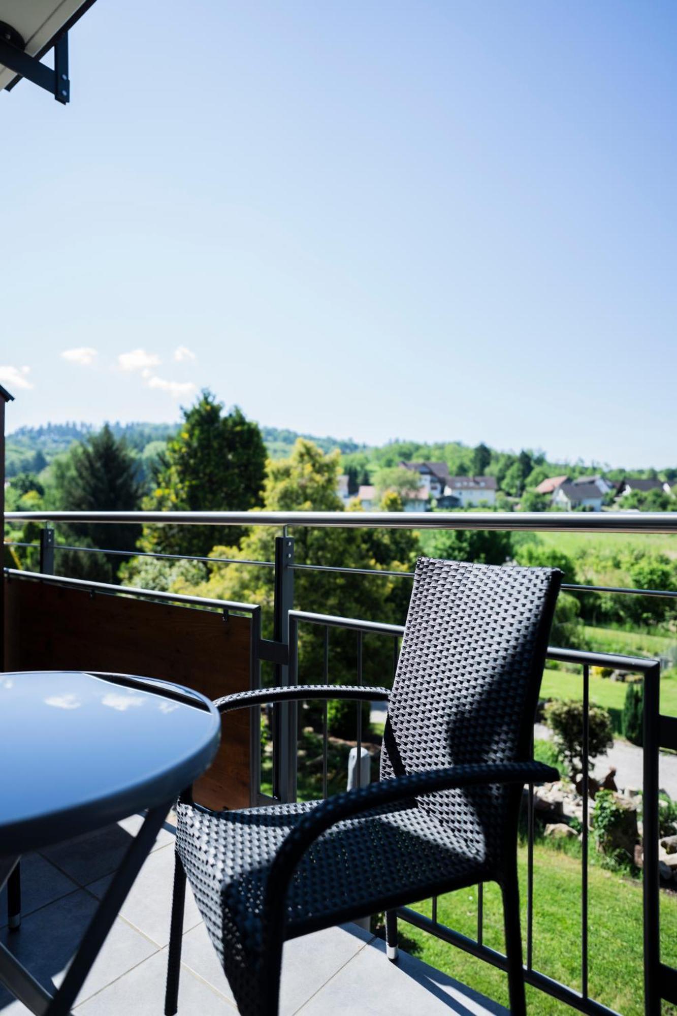 Hotel-Gasthof Rose Оберкирх Экстерьер фото