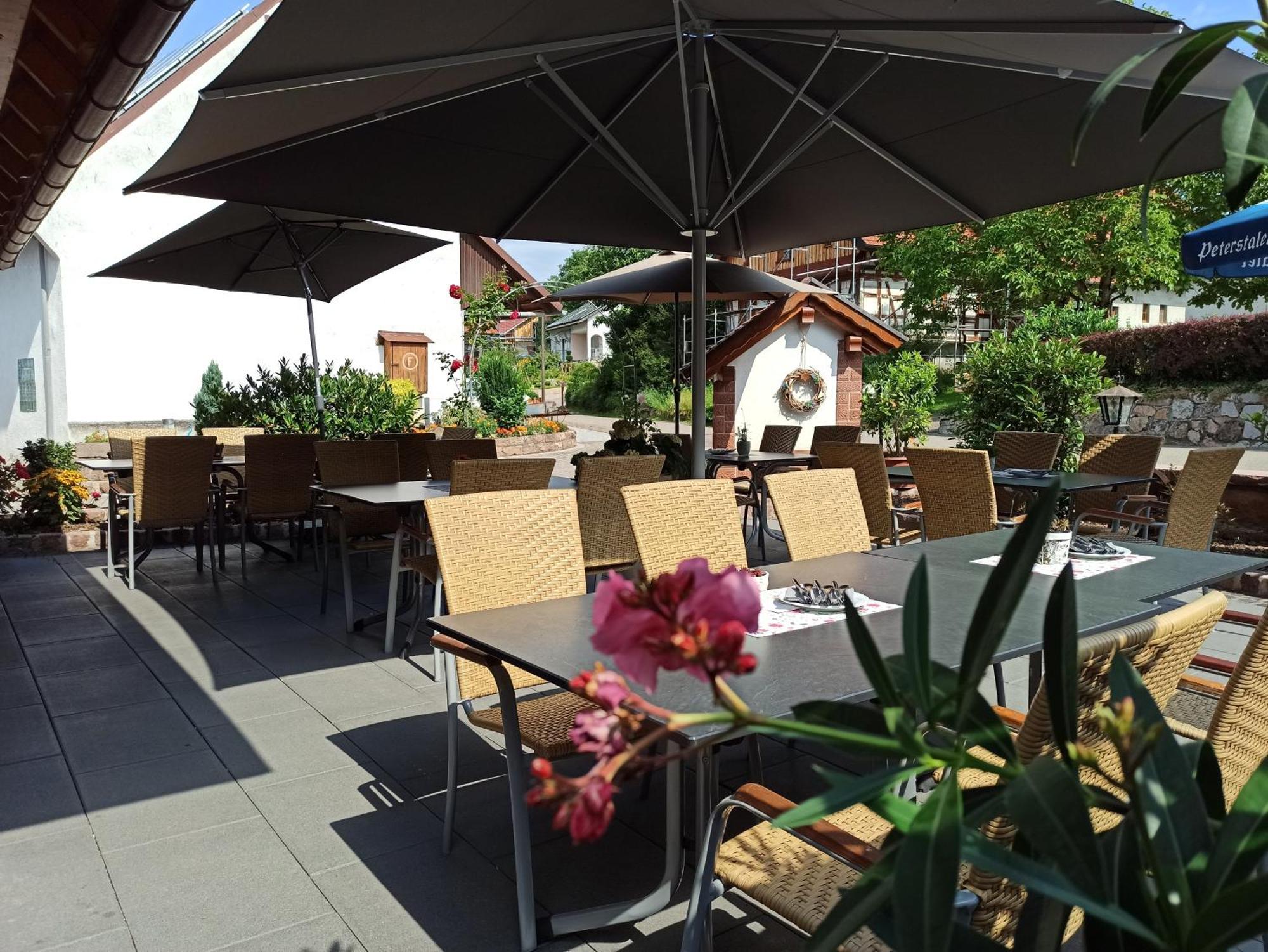 Hotel-Gasthof Rose Оберкирх Экстерьер фото