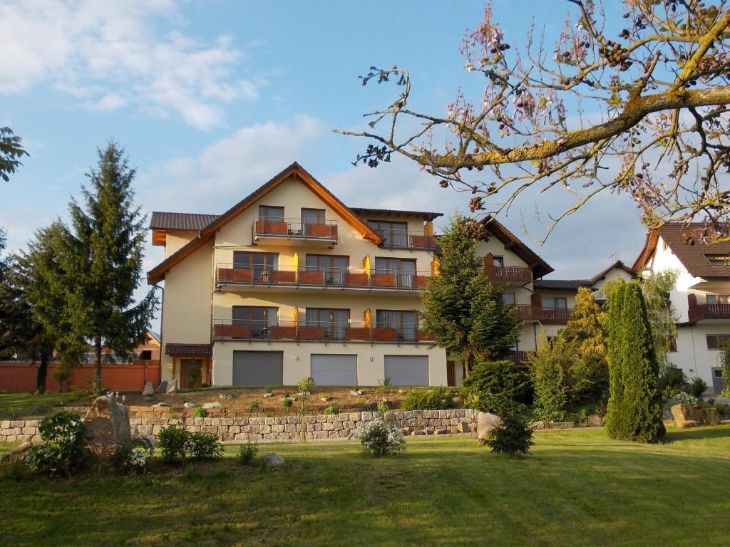 Hotel-Gasthof Rose Оберкирх Экстерьер фото